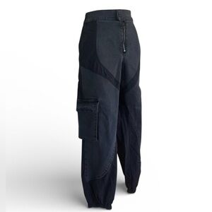 Forever 21 cargo pants Women's M, 2-tone, black denim/parachute fabric. EUC